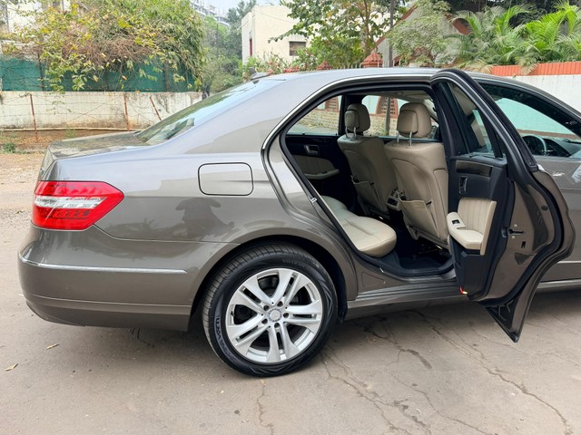 Second-hand 2013 Mercedes-Benz E-Class E 220 CDI Avantgarde for sale in Vadodara-13