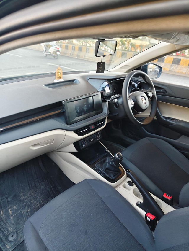 Second-hand 2022 Skoda Slavia 1.0 TSI Active BSVI for sale in Nagpur-7