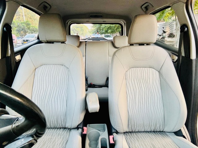 Second-hand 2014 Ford Ecosport 1.5 DV5 MT Titanium for sale in Vadodara-17