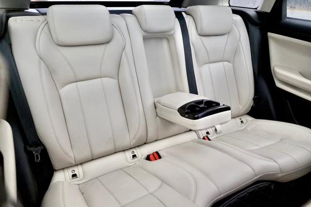 Second-hand 2019 Land Rover Range Rover Evoque 2.0 TD4 HSE for sale in New Delhi-16