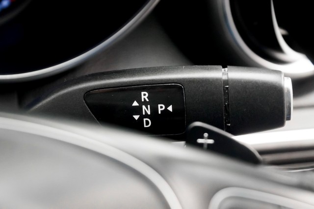 Second-hand 2015 Mercedes-Benz C-Class C 200 AVANTGARDE for sale in New Delhi-4