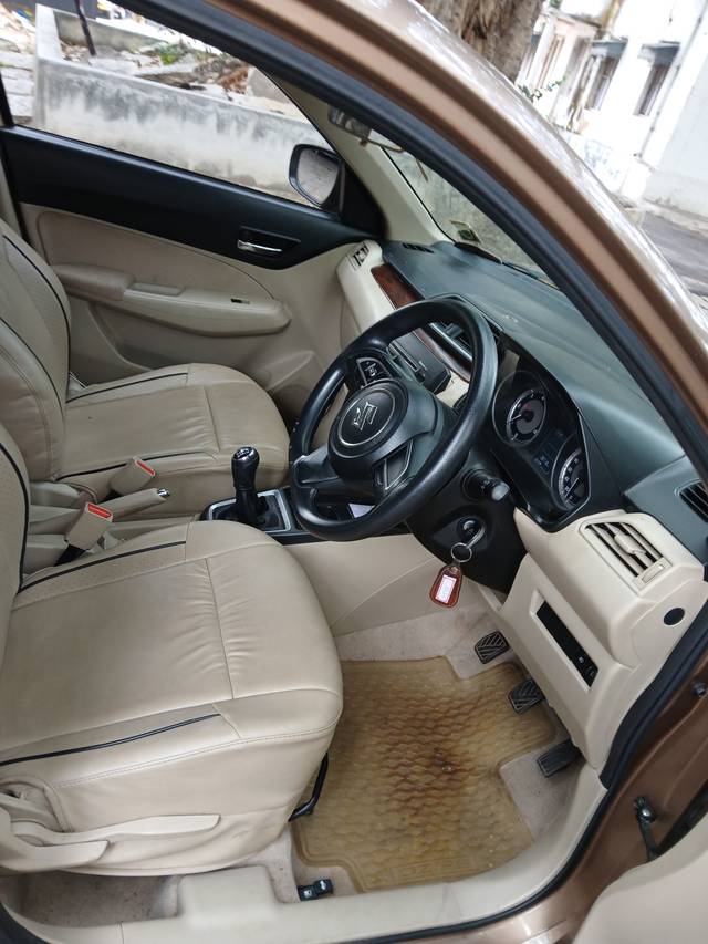 https://images10.gaadi.com/usedcar_image/UP1A.231005.007/original/f93dd63c-a3fd-4d86-b82d-0ee7e03e7bb9.jpg?imwidth=6402