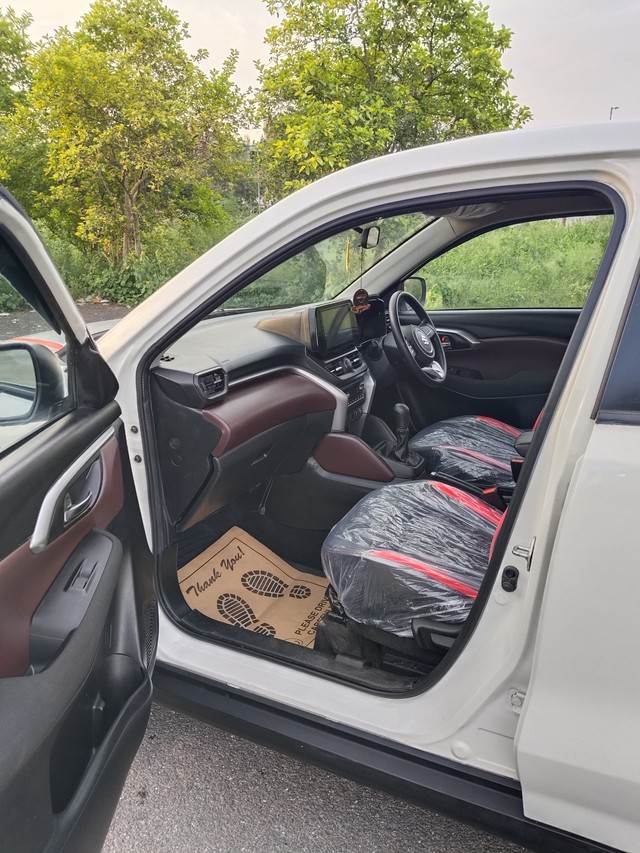 Second-hand 2023 Maruti Grand Vitara Sigma for sale in New Delhi-20