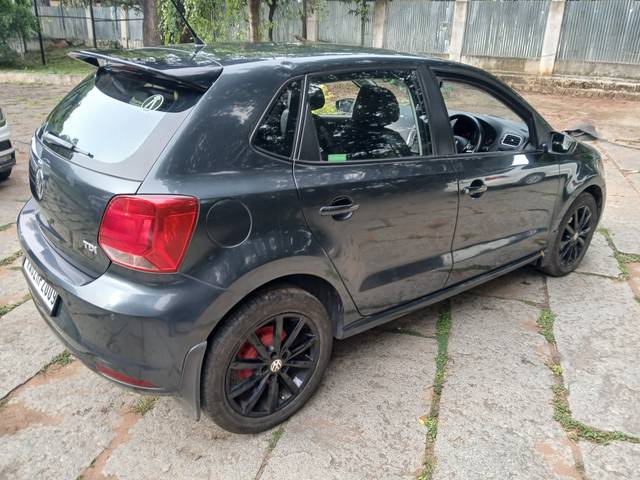 https://images10.gaadi.com/usedcar_image/UP1A.231005.007/original/fa5ab4af-75a8-4e87-a9f0-42b49249475d.jpg?imwidth=6401