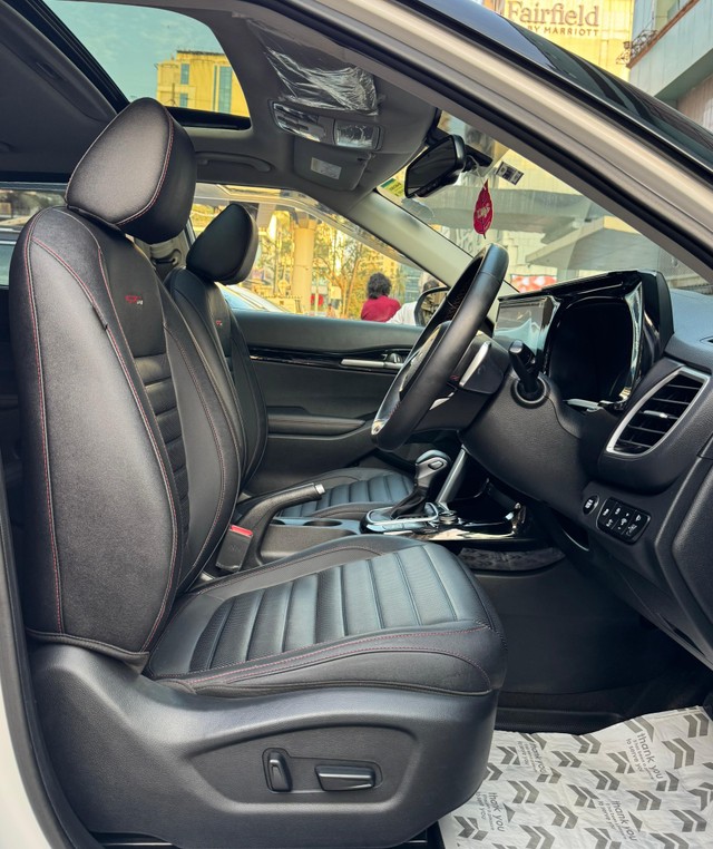 Second-hand 2023 Kia Seltos GTX Plus Diesel AT for sale in Mumbai-9