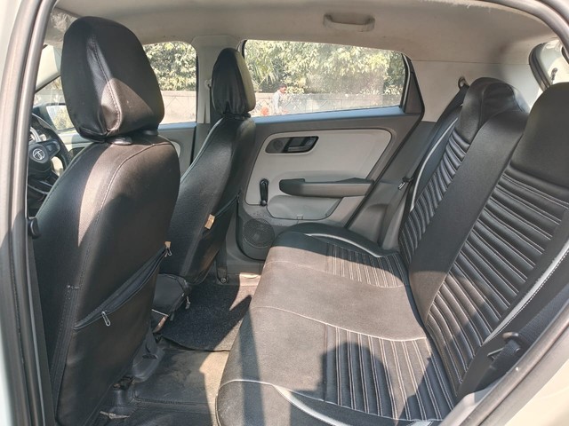 Tata Altroz XE BSVI Second-hand 2020 Tata Altroz XE BSVI for sale in Noida-13