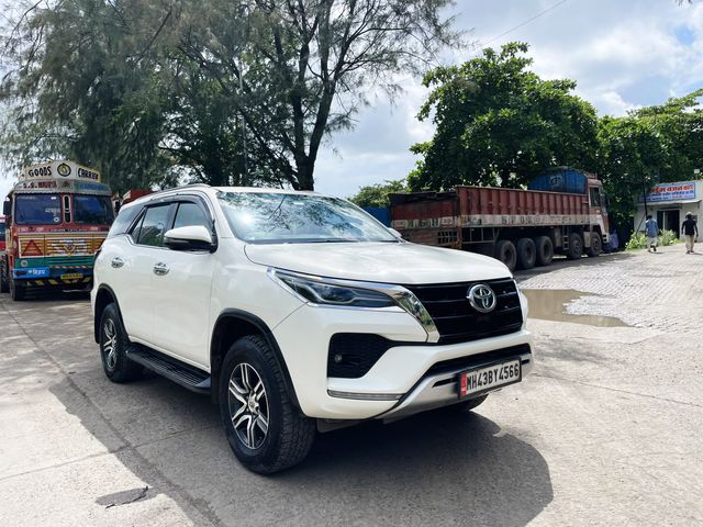 Toyota Fortuner 4X2 AT बीएस6 Second-hand 2022 Toyota Fortuner 4X2 AT बीएस6 for sale in Mumbai