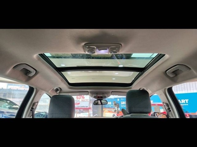 Second-hand 2021 Citroen C5 Aircross Shine for sale in Bangalore-12