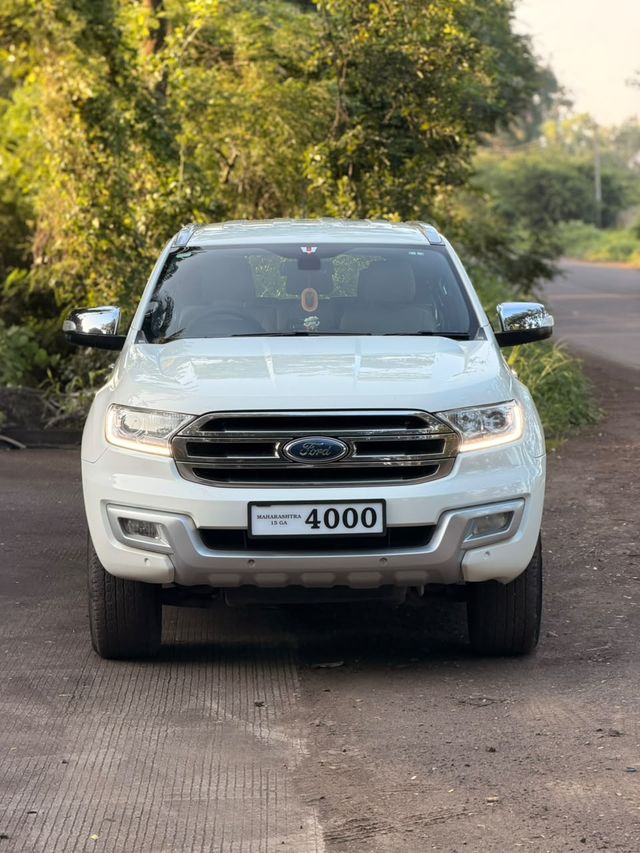 Ford Endeavour 2.2 Titanium AT 4X2 Second-hand 2017 Ford Endeavour 2.2 Titanium AT 4X2 for sale in Nashik