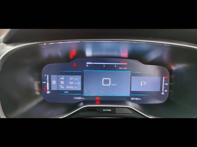 Second-hand 2021 Citroen C5 Aircross Shine for sale in Bangalore-9