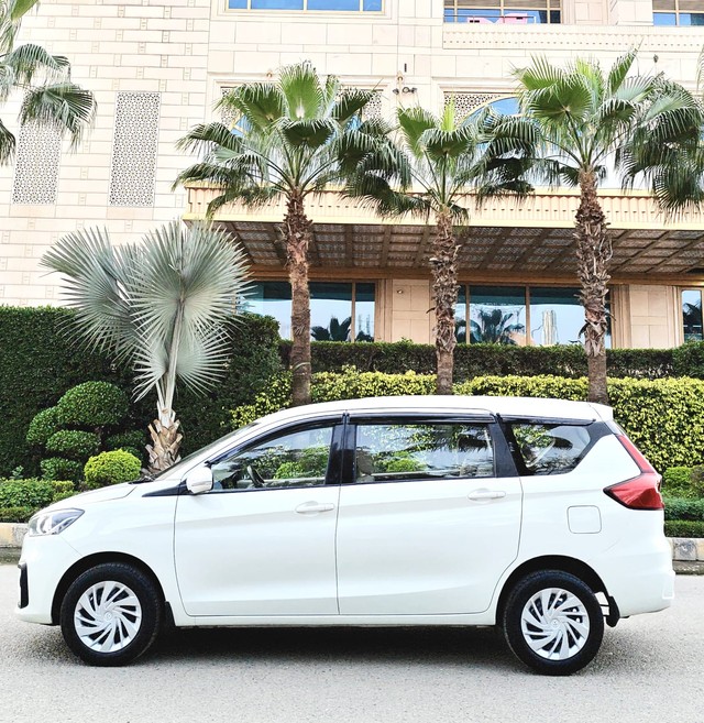 Second-hand 2020 Maruti Suzuki Ertiga CNG VXI for sale in New Delhi-3