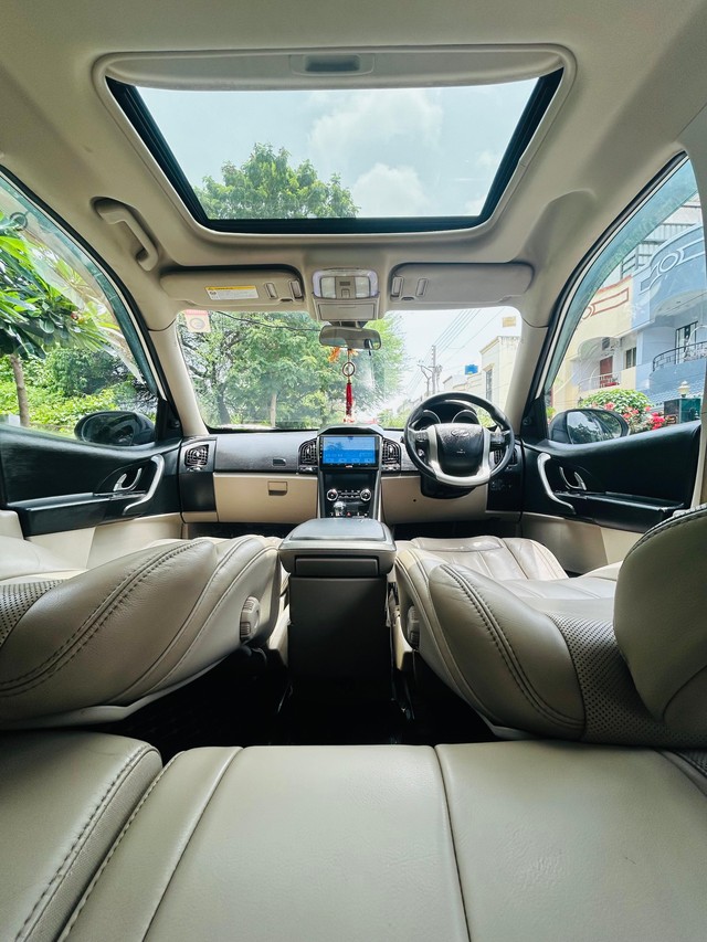 Second-hand 2017 Mahindra XUV500 R W10 FWD for sale in Nagpur-9