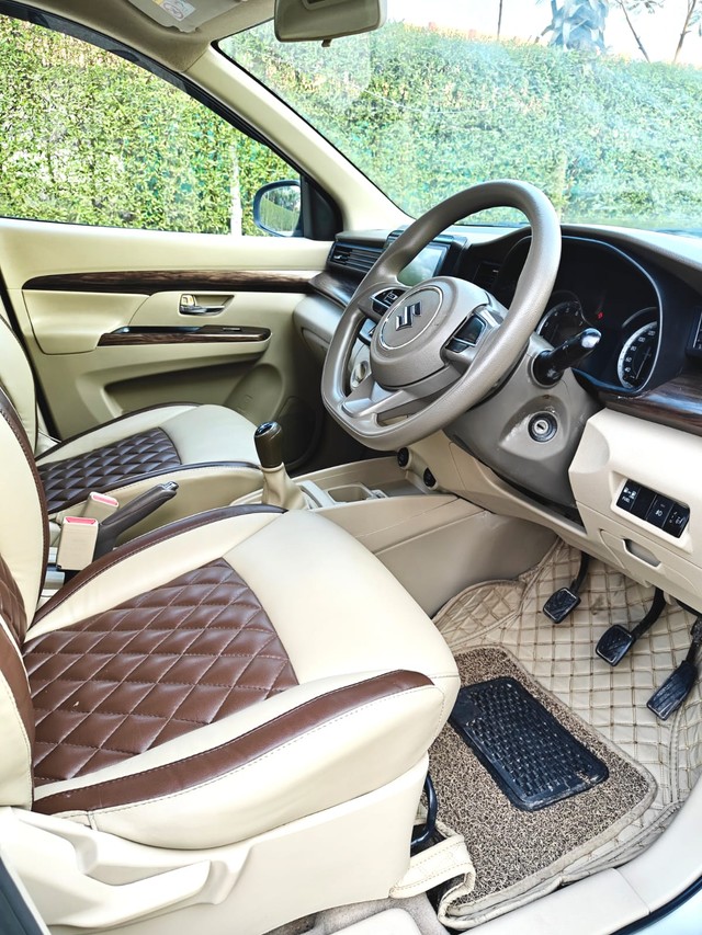 Second-hand 2020 Maruti Ertiga CNG VXI for sale in New Delhi-8