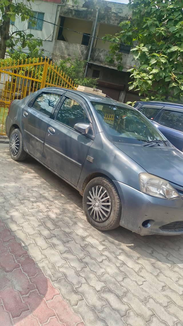 https://images10.gaadi.com/usedcar_image/UP1A.231005.007_IN/original/cb355aef-e0b1-4993-980f-68b92a017e11.jpg?imwidth=6402