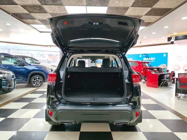 Second-hand 2021 Citroen C5 Aircross Shine for sale in Bangalore-10