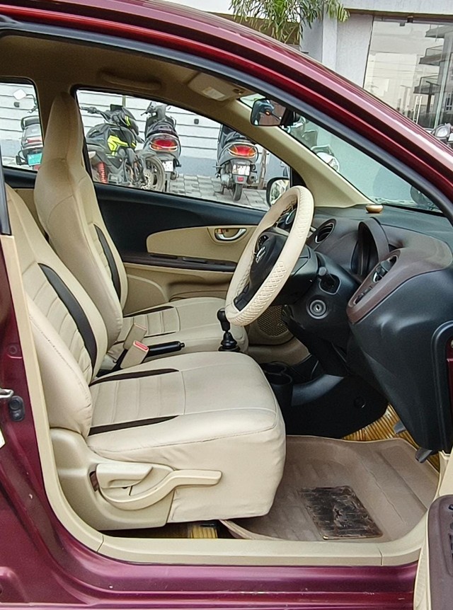 Second-hand 2013 Honda Amaze VX i-Vtech for sale in Nagpur-11