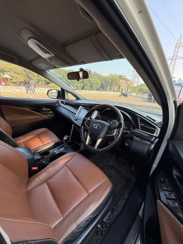 Second-hand 2016 Toyota Innova 2.5 G (Diesel) 7 Seater BS IV for sale in Zirakpur-10