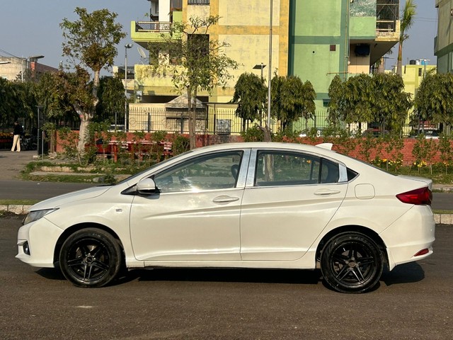 Honda City i DTec SV Second-hand 2016 Honda City i DTec SV for sale in Zirakpur-3