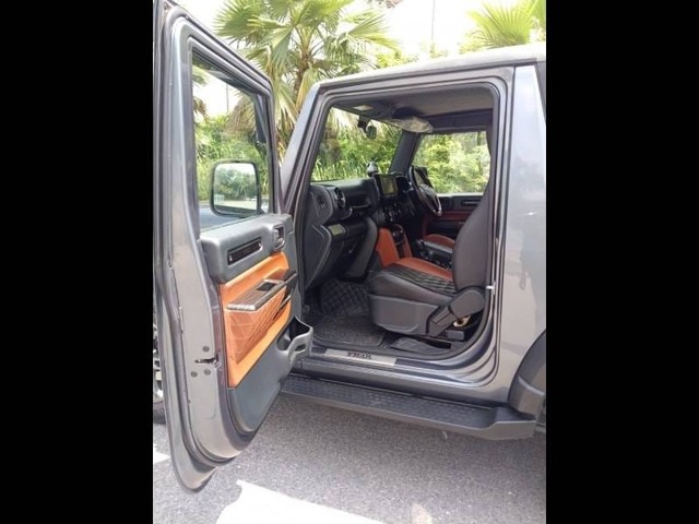 Second-hand 2022 Mahindra Thar LX 4WD Hard Top AT BSVI for sale in New Delhi-2