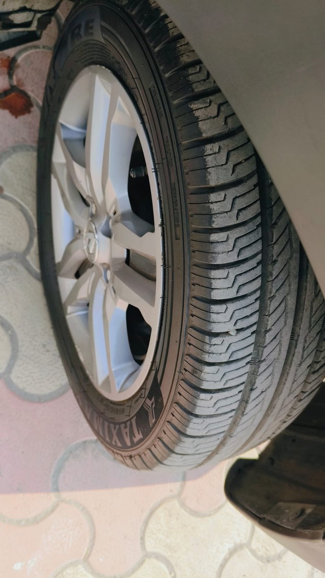 Second-hand 2019 Renault Triber RXZ BSIV for sale in Mumbai-17