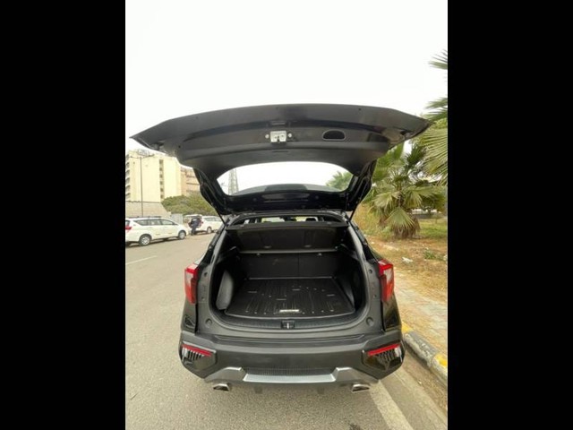 Second-hand 2023 Kia Seltos GTX Plus S Turbo DCT for sale in New Delhi-9