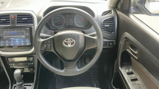 Second-hand 2022 Toyota Urban Cruiser EBELLA Mid AT for sale in Mumbai-9