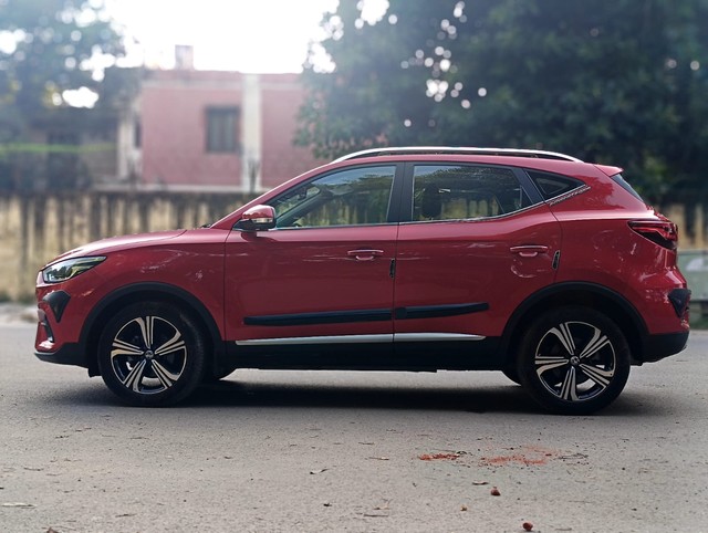 Second-hand 2022 MG Astor Sharp CVT BSVI for sale in New Delhi-2