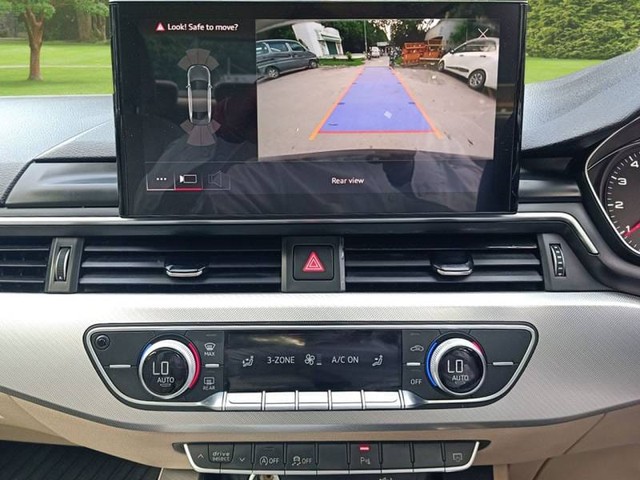 Second-hand 2021 Audi A4 Premium for sale in New Delhi-12