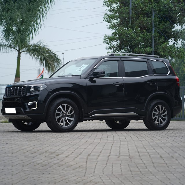 Second-hand 2024 Mahindra Scorpio N Z6 Diesel for sale in Karnal-10