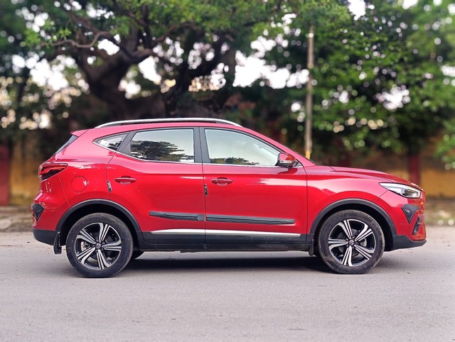 Second-hand 2022 MG Astor Sharp CVT BSVI for sale in New Delhi-1