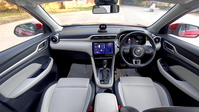 Second-hand 2022 MG Astor Sharp CVT BSVI for sale in New Delhi-20