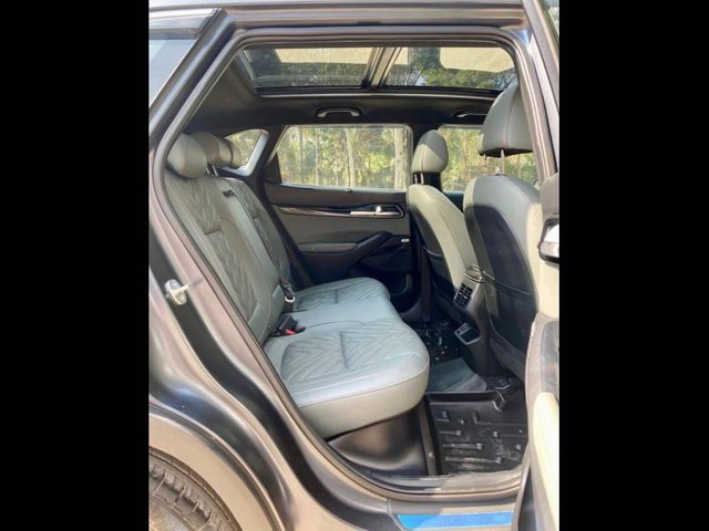 Second-hand 2024 Kia Seltos X-Line S Turbo DCT for sale in New Delhi-5