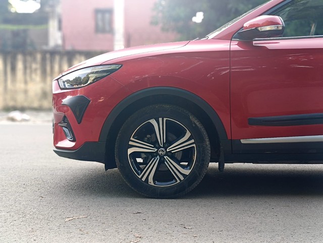 Second-hand 2022 MG Astor Sharp CVT BSVI for sale in New Delhi-3