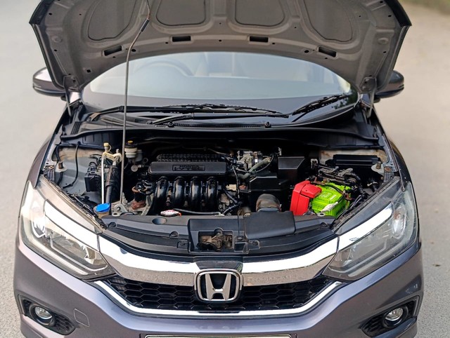 Second-hand 2019 Honda City i-VTEC CVT V for sale in New Delhi-6