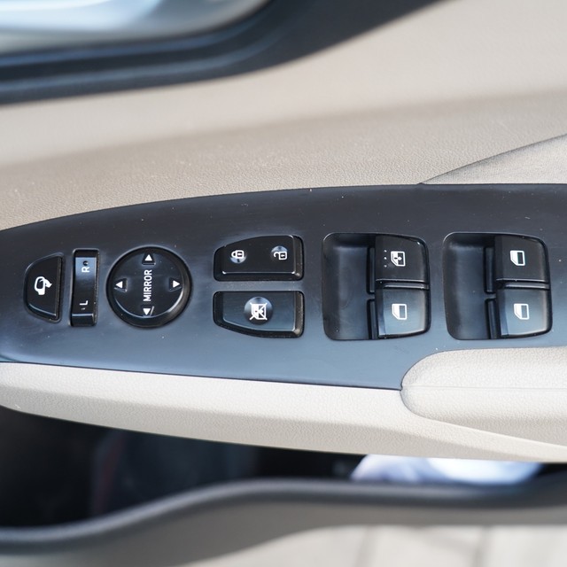 Second-hand 2019 Hyundai Verna CRDi 1.6 SX for sale in Karnal-6