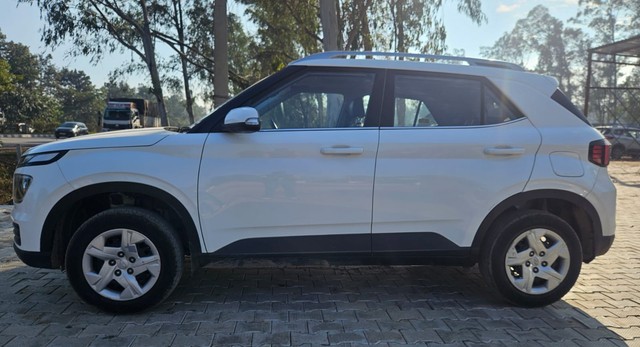 Hyundai Venue SX Turbo Second-hand 2022 Hyundai Venue SX Turbo for sale in Karnal-3