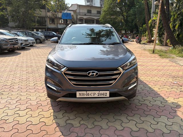 Hyundai Tucson 2.0 e-VGT 2WD AT GLS Second-hand 2016 Hyundai Tucson 2.0 e-VGT 2WD AT GLS for sale in Mumbai