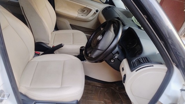 Second-hand 2011 Skoda Fabia 1.2L Diesel Elegance for sale in Hyderabad-7