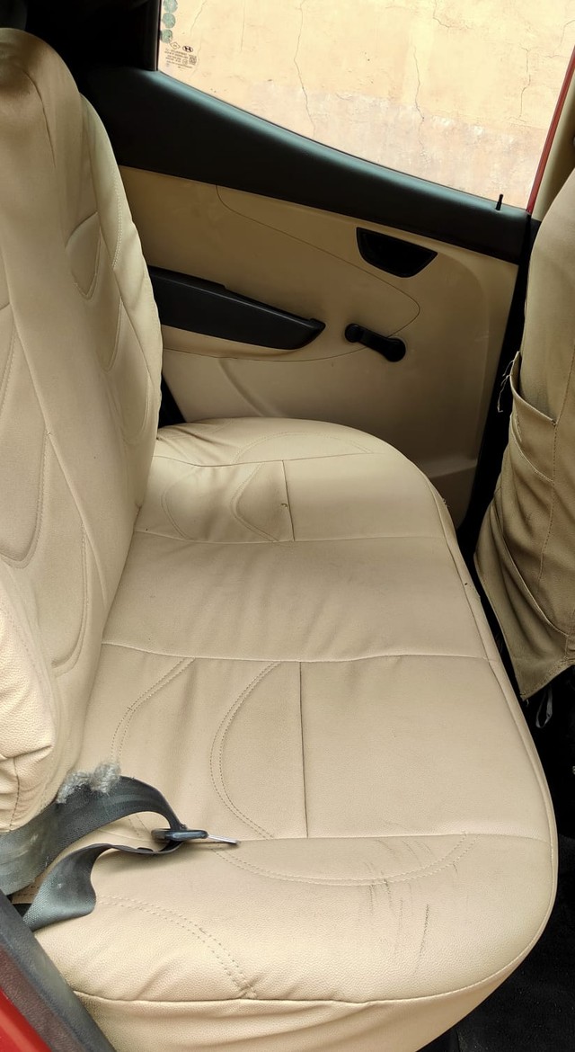 Second-hand 2014 Hyundai EON Magna Optional for sale in Nagpur-10