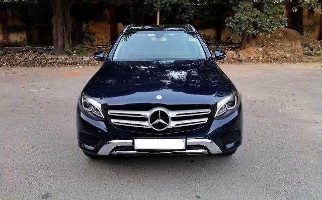 Mercedes-Benz GLC Progressive 220d Second-hand 2017 Mercedes-Benz GLC Progressive 220d for sale in New Delhi