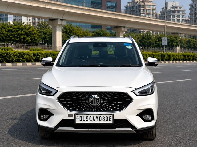 MG Astor Savvy CVT लाल बीएस6 Second-hand 2022 MG Astor Savvy CVT लाल बीएस6 for sale in New Delhi