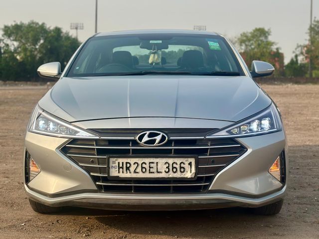 Hyundai Elantra VTVT एसएक्स ऑप्शन AT Second-hand 2020 Hyundai Elantra VTVT एसएक्स ऑप्शन AT for sale in New Delhi