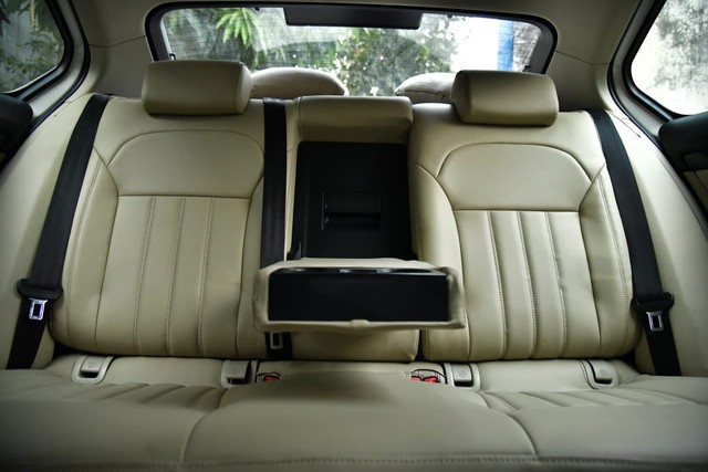 Skoda Octavia 1.8 TSI AT L K Second-hand 2018 Skoda Octavia 1.8 TSI AT L K for sale in Kolkata-18