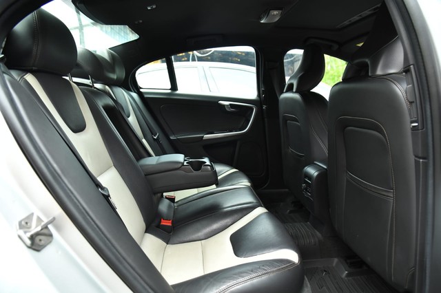 Second-hand 2017 Volvo S60 Cross Country D4 AWD BSIV for sale in Kolkata-11