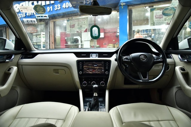 Skoda Octavia 1.8 TSI AT L K Second-hand 2018 Skoda Octavia 1.8 TSI AT L K for sale in Kolkata-15