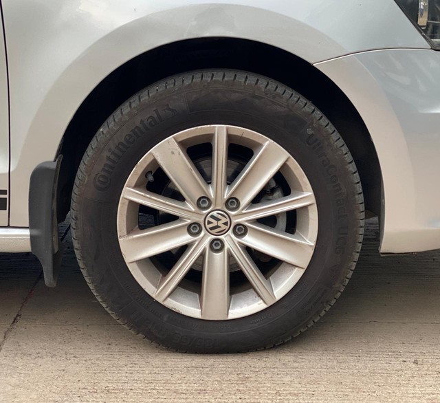 Second-hand 2018 Volkswagen Vento 1.5 TDI Highline AT for sale in Pune-6