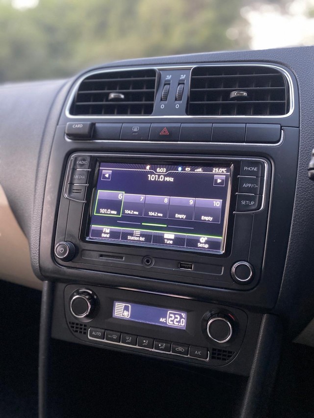 Second-hand 2017 Skoda Rapid 1.6 MPI Elegance AT for sale in Pune-14