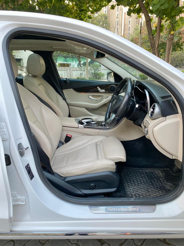 Second-hand 2017 Mercedes-Benz C-Class C 220 CDI Avantgarde for sale in Pune-11