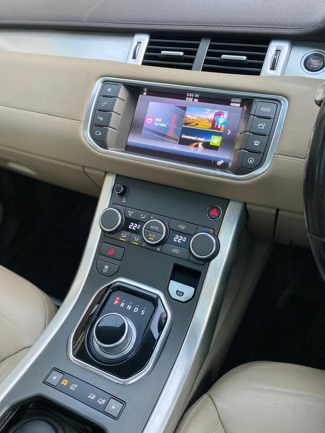 Second-hand 2015 Land Rover Range Rover Evoque HSE for sale in Pune-14