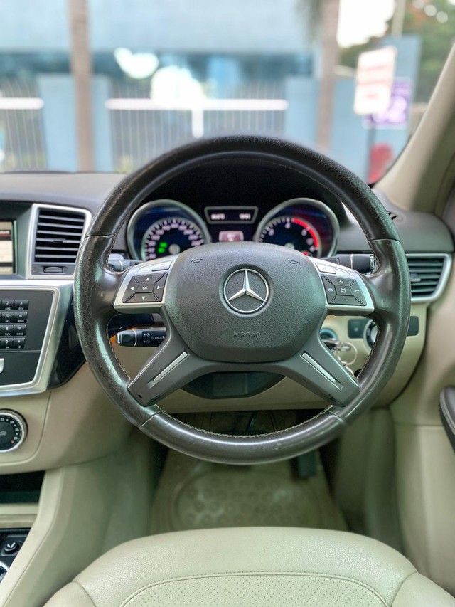 Second-hand 2012 Mercedes-Benz M-Class ML 250 CDI for sale in Pune-15